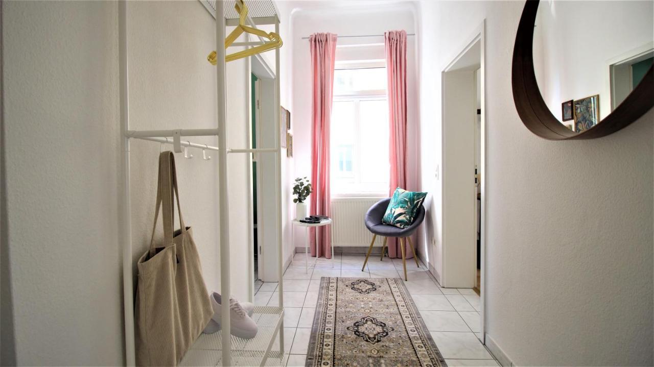 Homie Stay Schiestlstrasse - Moderne Altbauapartments, Nahe Stadtzentrum & Weinberge 维尔茨堡 外观 照片