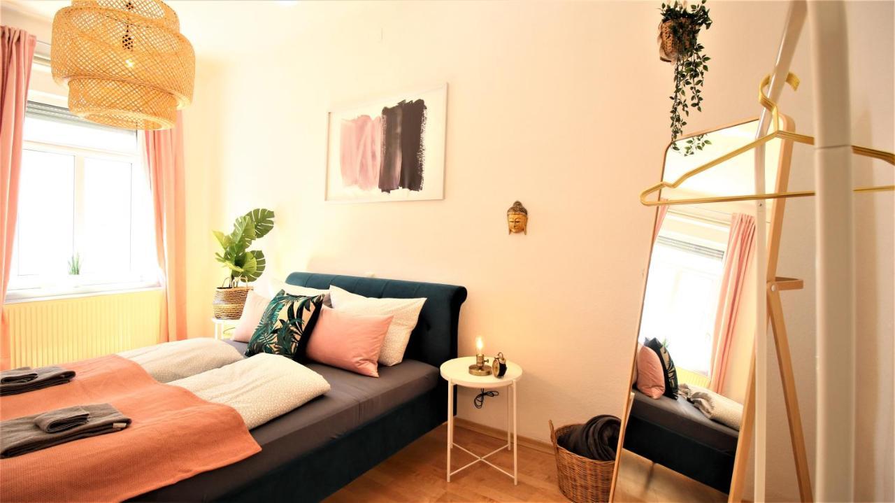 Homie Stay Schiestlstrasse - Moderne Altbauapartments, Nahe Stadtzentrum & Weinberge 维尔茨堡 外观 照片