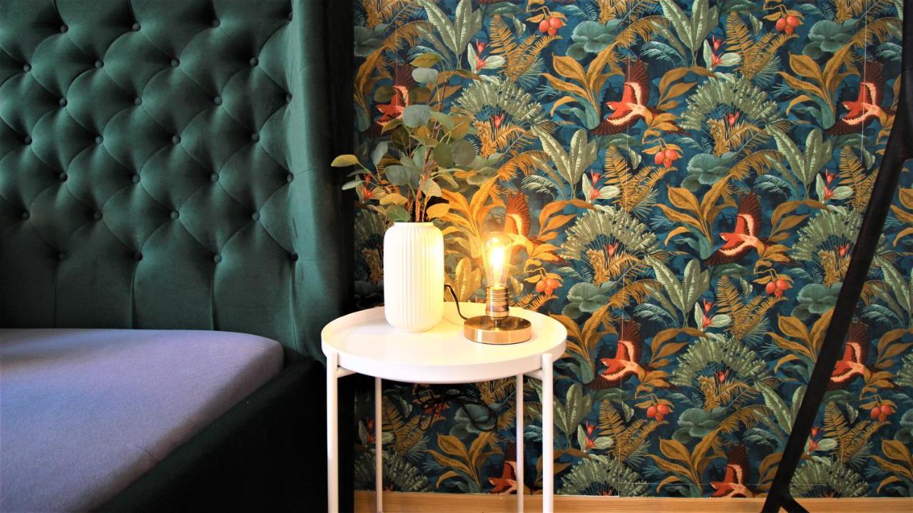 Homie Stay Schiestlstrasse - Moderne Altbauapartments, Nahe Stadtzentrum & Weinberge 维尔茨堡 外观 照片