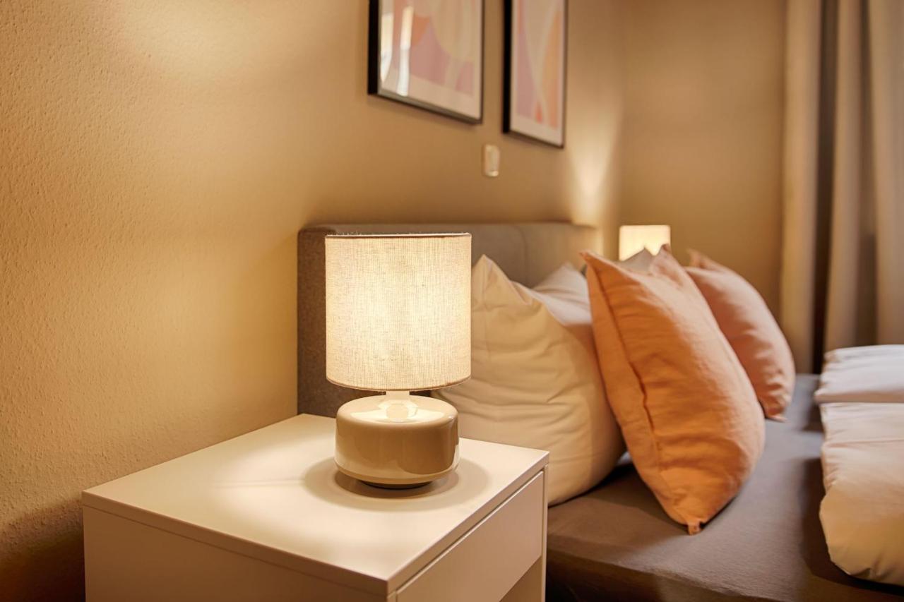 Homie Stay Schiestlstrasse - Moderne Altbauapartments, Nahe Stadtzentrum & Weinberge 维尔茨堡 外观 照片
